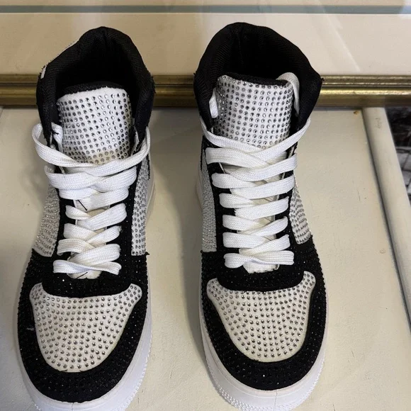 Stylish Black and White High-Top Women's Sneakers with rhinestones - Picture 2 of 7